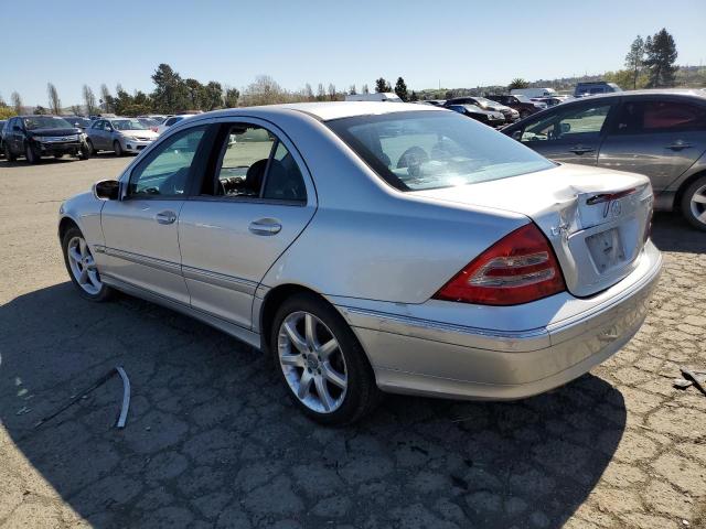 WDBRF40J83F435449 - 2003 MERCEDES-BENZ C 230K SPORT SEDAN SILVER photo 2