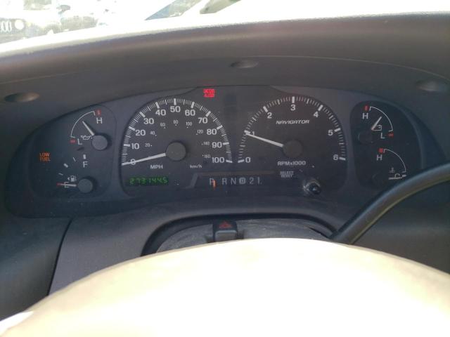 5LMFU28R42LJ06913 - 2002 LINCOLN NAVIGATOR 白色 照片 9