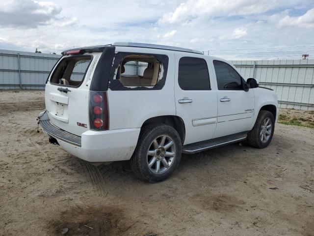 1GKFK63807J243485 - 2007 GMC YUKON DENALI WHITE photo 3