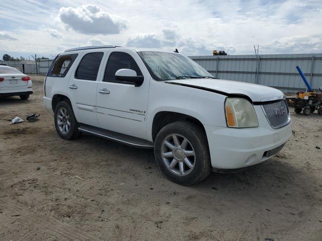 1GKFK63807J243485 - 2007 GMC YUKON DENALI WHITE photo 4