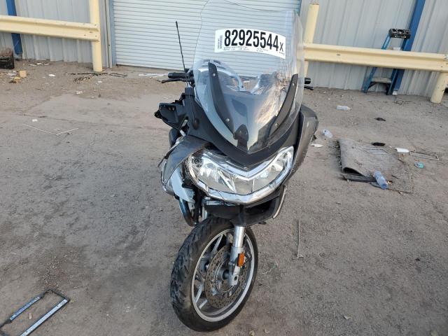 WB1044008CZW21494 - 2012 BMW R1200 RT GRAY photo 2
