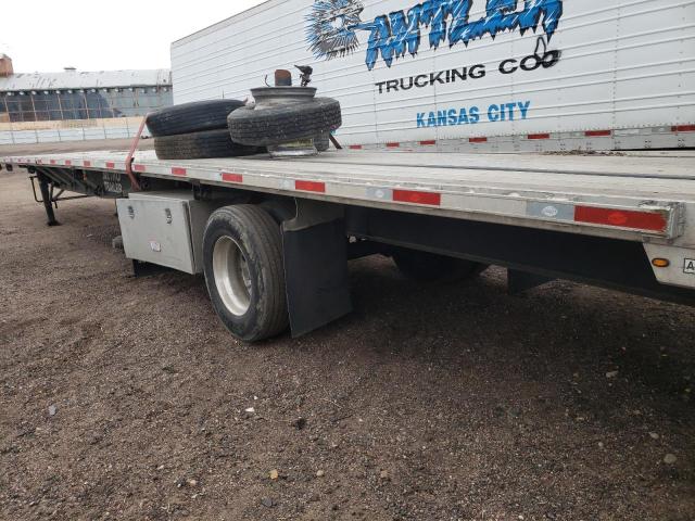 1UYFS2530N5593003 - 2022 UTILITY TRAILER SILVER photo 3