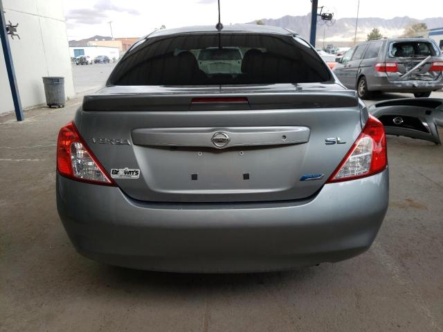 3N1CN7AP4DL893014 - 2013 NISSAN VERSA S GRAY photo 6