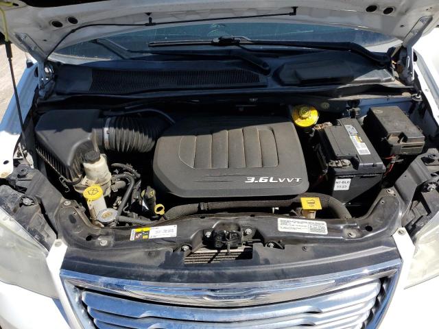 2C4RC1CG3FR507132 - 2015 CHRYSLER TOWN & COU TOURING L WHITE photo 12