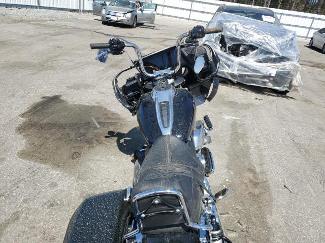1HD1KH71XRB645539 - 2024 HARLEY-DAVIDSON FLTRX Noir photo 6