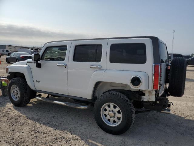 5GTEN13E498118838 - 2009 HUMMER H3 WHITE photo 2