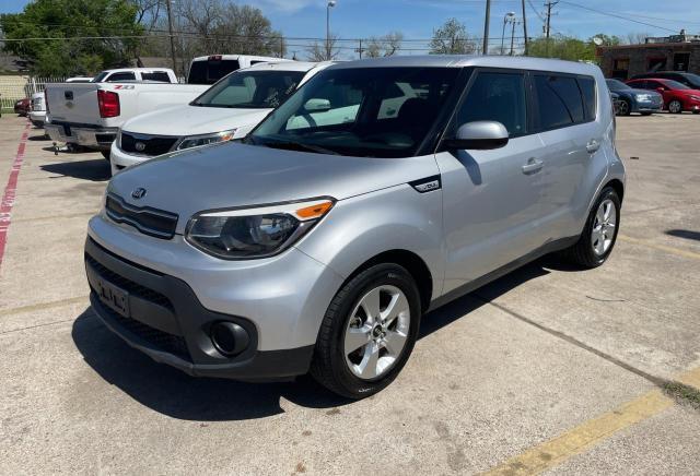 KNDJN2A24J7549033 - 2018 KIA SOUL SILVER photo 2