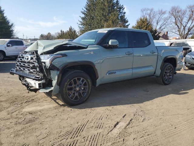 5TFNA5DB9SX250892 - 2025 TOYOTA TUNDRA CREWMAX PLATINUM GREEN photo 1