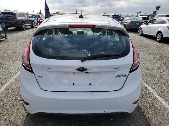 3FADP4EJXKM155019 - 2019 FORD FIESTA SE WHITE photo 6