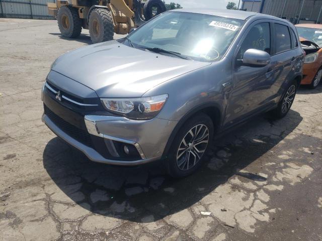 JA4AR3AW5JZ032416 - 2018 MITSUBISHI OUTLANDER ES SILVER photo 2