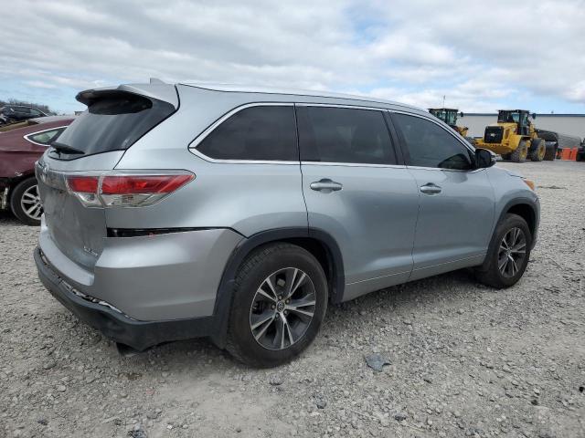 5TDJKRFH1GS502622 - 2016 TOYOTA HIGHLANDER XLE 银色 照片 3