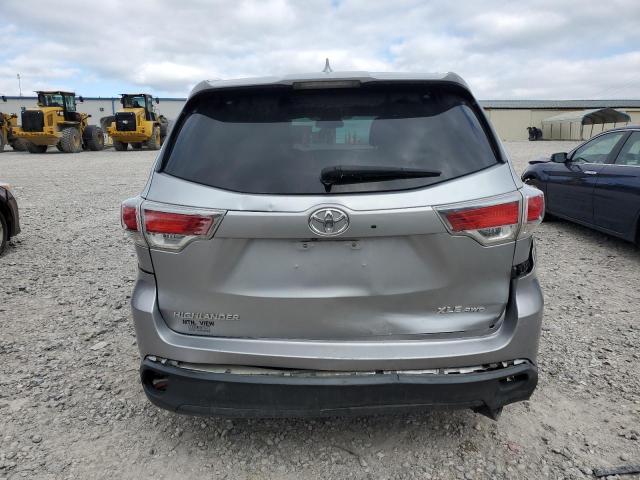 5TDJKRFH1GS502622 - 2016 TOYOTA HIGHLANDER XLE 银色 照片 6