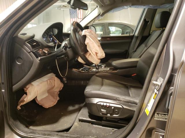 5UXWZ7C5XH0U47123 - 2017 BMW X3 SDRIVE28I 灰色 照片 7
