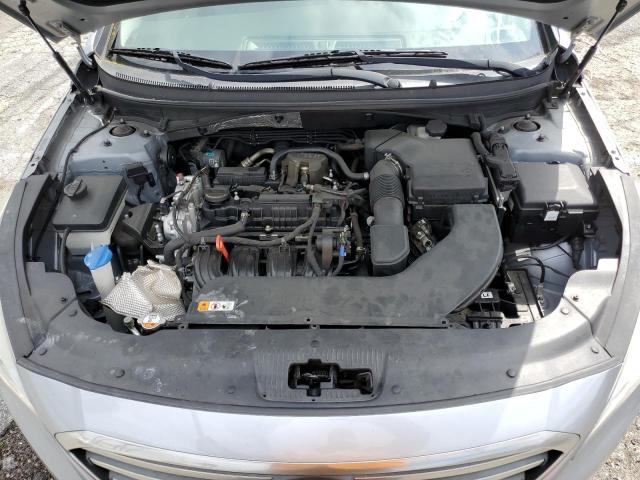 5NPE24AF2HH523738 - 2017 HYUNDAI SONATA SE SILVER photo 11