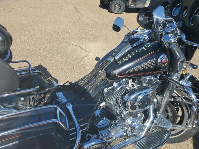 1HD1FCW14XY608683 - 1999 HARLEY-DAVIDSON FLHTCUI 黑色 照片 5