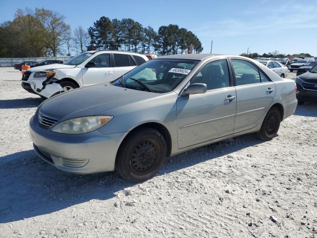 4T1BE32K15U611502 - 2005 TOYOTA CAMRY LE GRAY photo 1