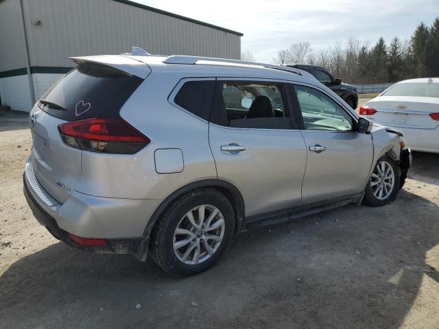 KNMAT2MV1JP502635 - 2018 NISSAN ROGUE S Күміс фото 3