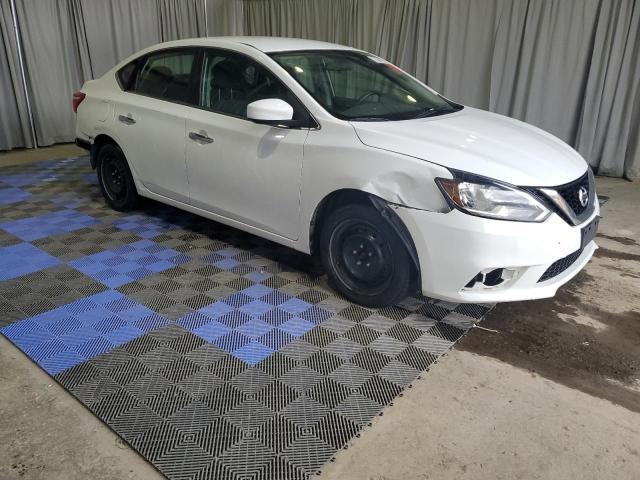 3N1AB7AP7JY325113 - 2018 NISSAN SENTRA S WHITE photo 4