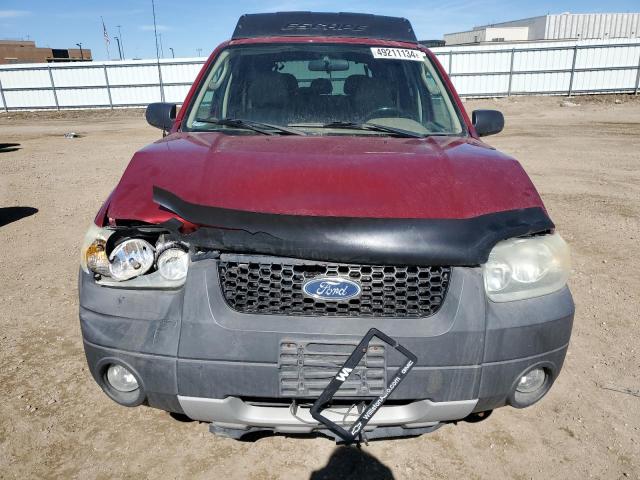 1FMYU03135KB51059 - 2005 FORD ESCAPE XLT RED photo 5