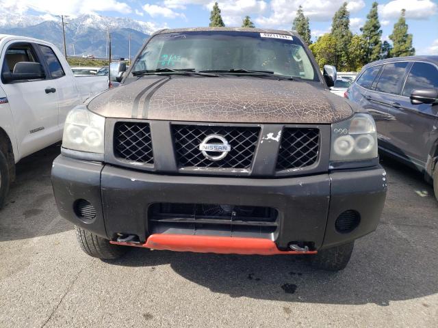 1N6AA06A86N549276 - 2006 NISSAN TITAN XE BROWN photo 5