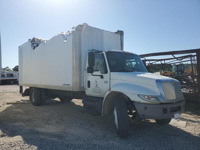 2004 INTERNATIONAL 4000 4300, 