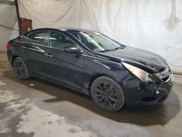 5NPEC4AB9BH228962 - 2011 HYUNDAI SONATA SE BLACK photo 4