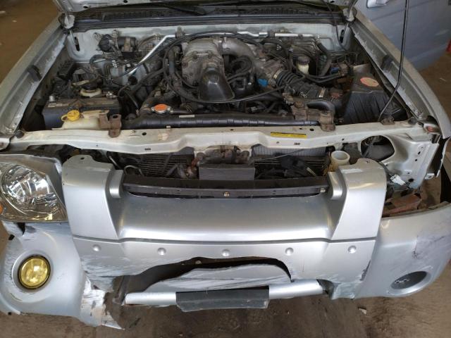 1N6MD27Y71C381355 - 2001 NISSAN FRONTIER CREW CAB SC SILVER photo 11