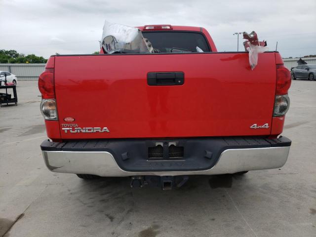 5TFDV54158X044257 - 2008 TOYOTA TUNDRA CREWMAX RED photo 6