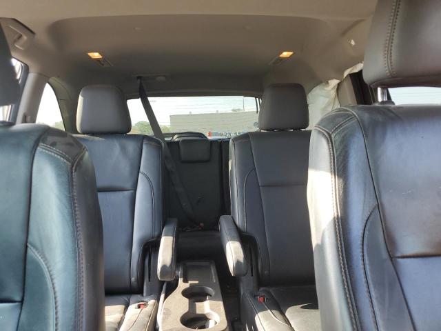 5TDKKRFH8ES034339 - 2014 TOYOTA HIGHLANDER XLE 银色 照片 10