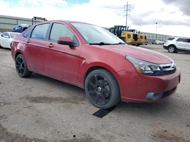 1FAHP36N39W107160 - 2009 FORD FOCUS SES RED photo 4