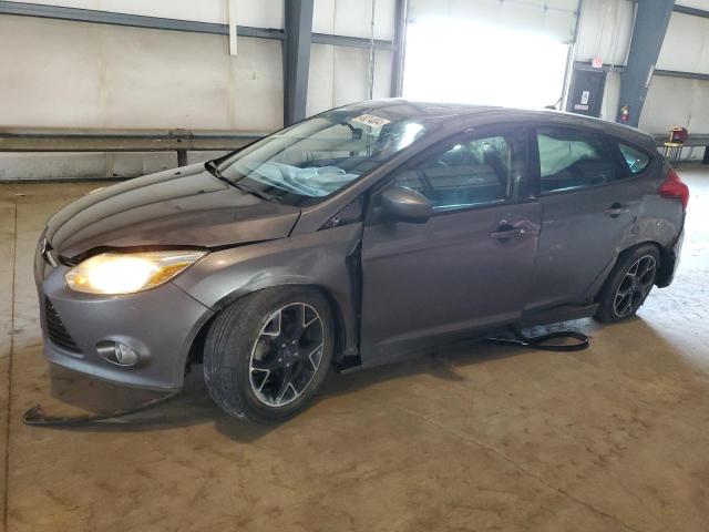 1FAHP3K21CL392140 - 2012 FORD FOCUS SE GRAY photo 1