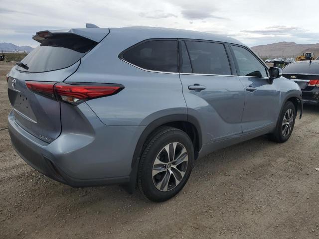 5TDHZRBH0LS034070 - 2020 TOYOTA HIGHLANDER XLE GRAY photo 3