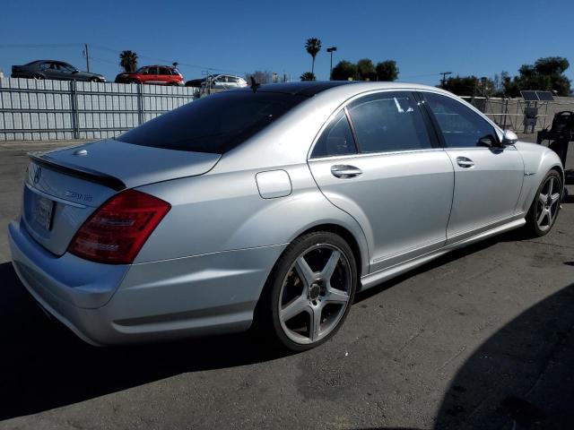 WDDNG79X57A083123 - 2007 MERCEDES-BENZ S 65 AMG SILVER photo 3