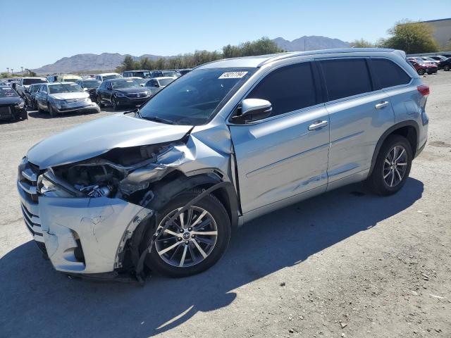 2017 TOYOTA HIGHLANDER SE, 