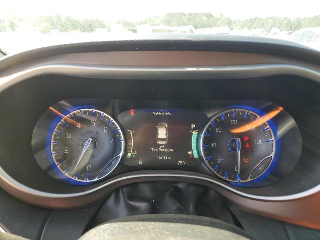 2C4RC1EG7JR121576 - 2018 CHRYSLER PACIFICA TOURING L PLUS GRAY photo 9