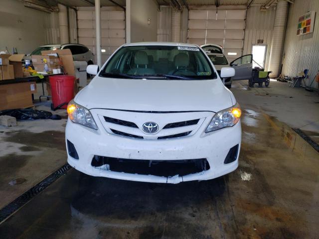2T1BU4EE0CC791696 - 2012 TOYOTA COROLLA BASE Ақ фото 5