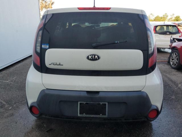 KNDJN2A27G7848413 - 2016 KIA SOUL WHITE photo 6