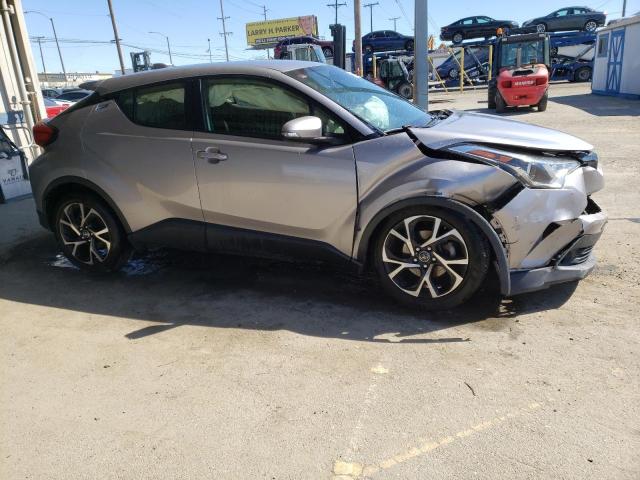 JTNKHMBX4K1034664 - 2019 TOYOTA C-HR XLE SILVER photo 4