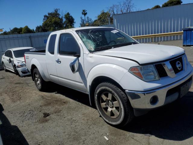 1N6AD06U36C430385 - 2006 NISSAN FRONTIER KING CAB LE WHITE photo 4