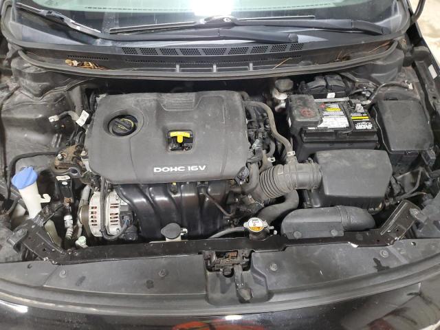 3KPFK4A73HE013836 - 2017 KIA FORTE LX BLACK photo 11