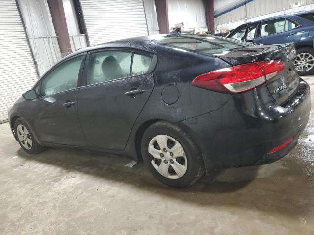 3KPFK4A73HE013836 - 2017 KIA FORTE LX BLACK photo 2