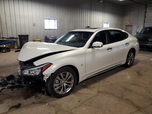 2015 INFINITI Q70L 5.6, 