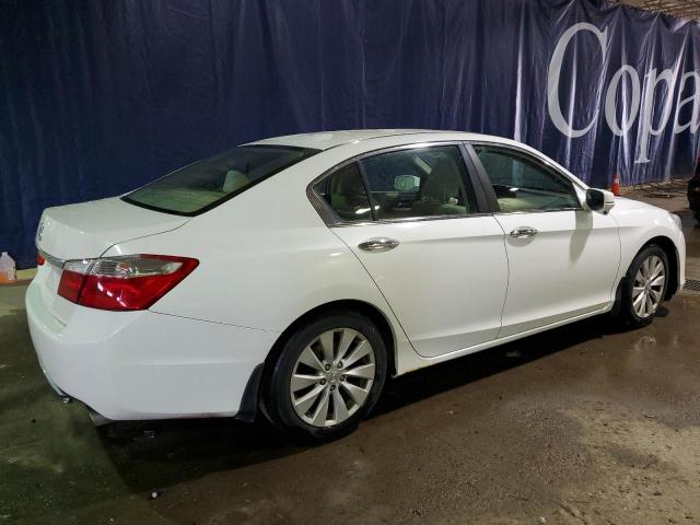 1HGCR2F75DA130196 - 2013 HONDA ACCORD EX WHITE photo 3