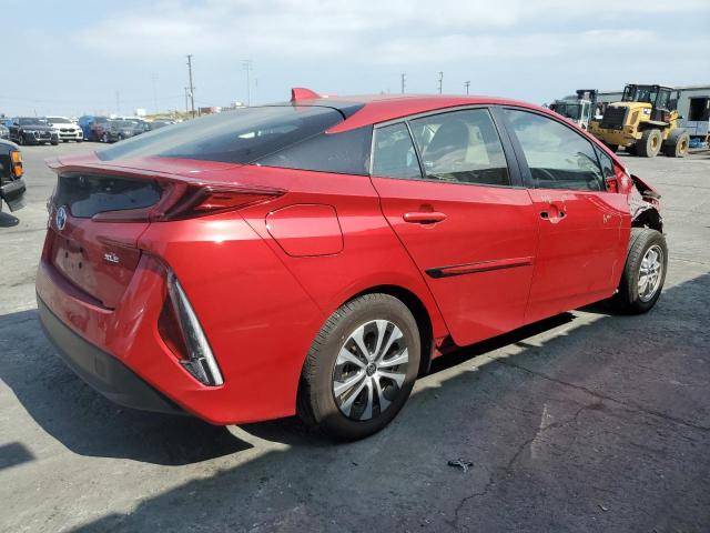 JTDKAMFPXN3214579 - 2022 TOYOTA PRIUS PRIM LE RED photo 3