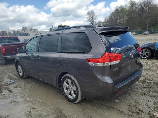 5TDKK3DCXCS266586 - 2012 TOYOTA SIENNA LE GRAY photo 2