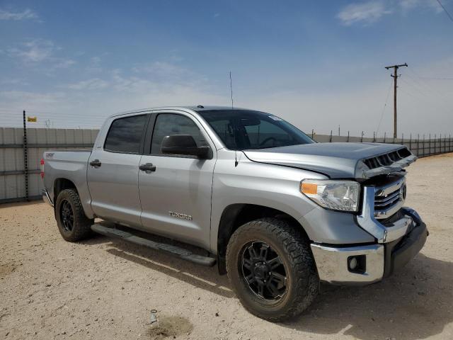 5TFEM5F11GX098724 - 2016 TOYOTA TUNDRA CREWMAX SR5 SILVER photo 4