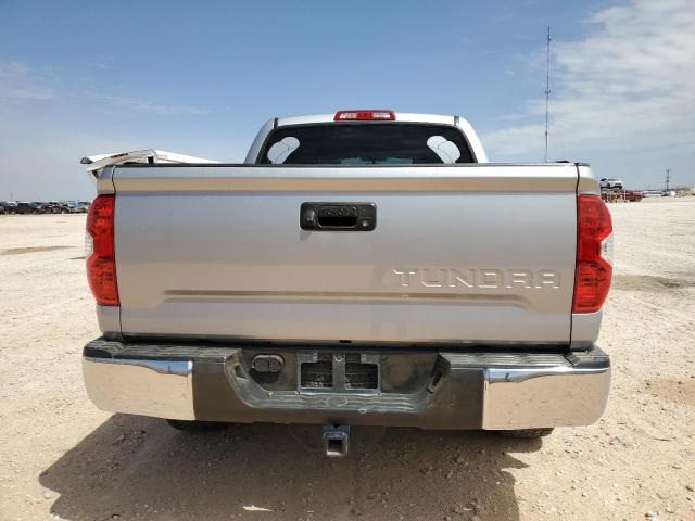 5TFEM5F11GX098724 - 2016 TOYOTA TUNDRA CREWMAX SR5 SILVER photo 6