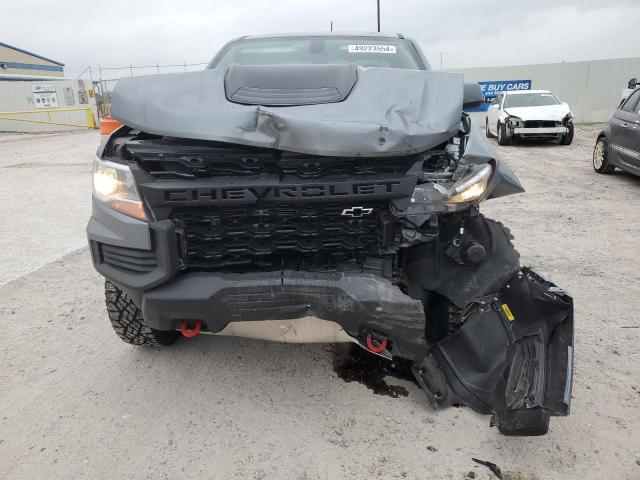 1GCGTEENXN1287145 - 2022 CHEVROLET COLORADO ZR2 GRAY photo 5