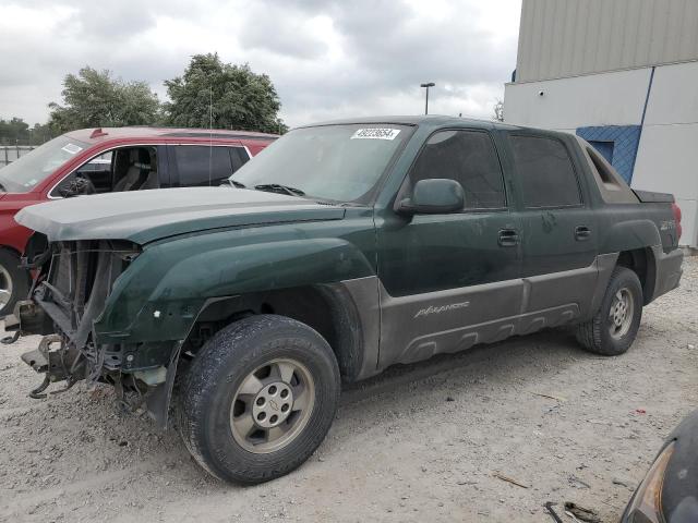 3GNEC13T13G177737 - 2003 CHEVROLET AVALANCHE C1500 GREEN photo 1