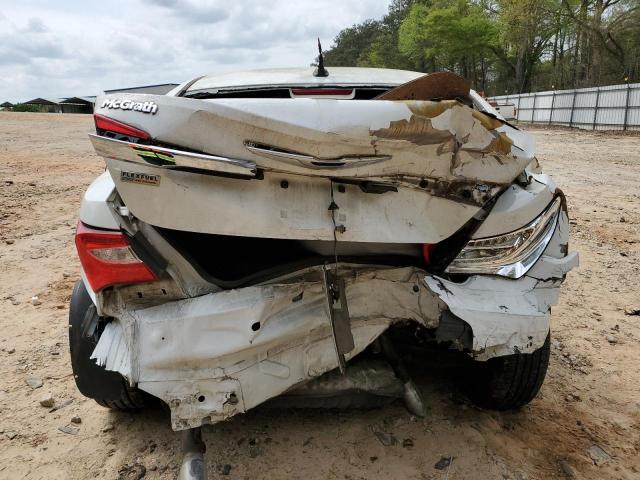 1C3CCBAG1DN743081 - 2013 CHRYSLER 200 LX WHITE photo 6